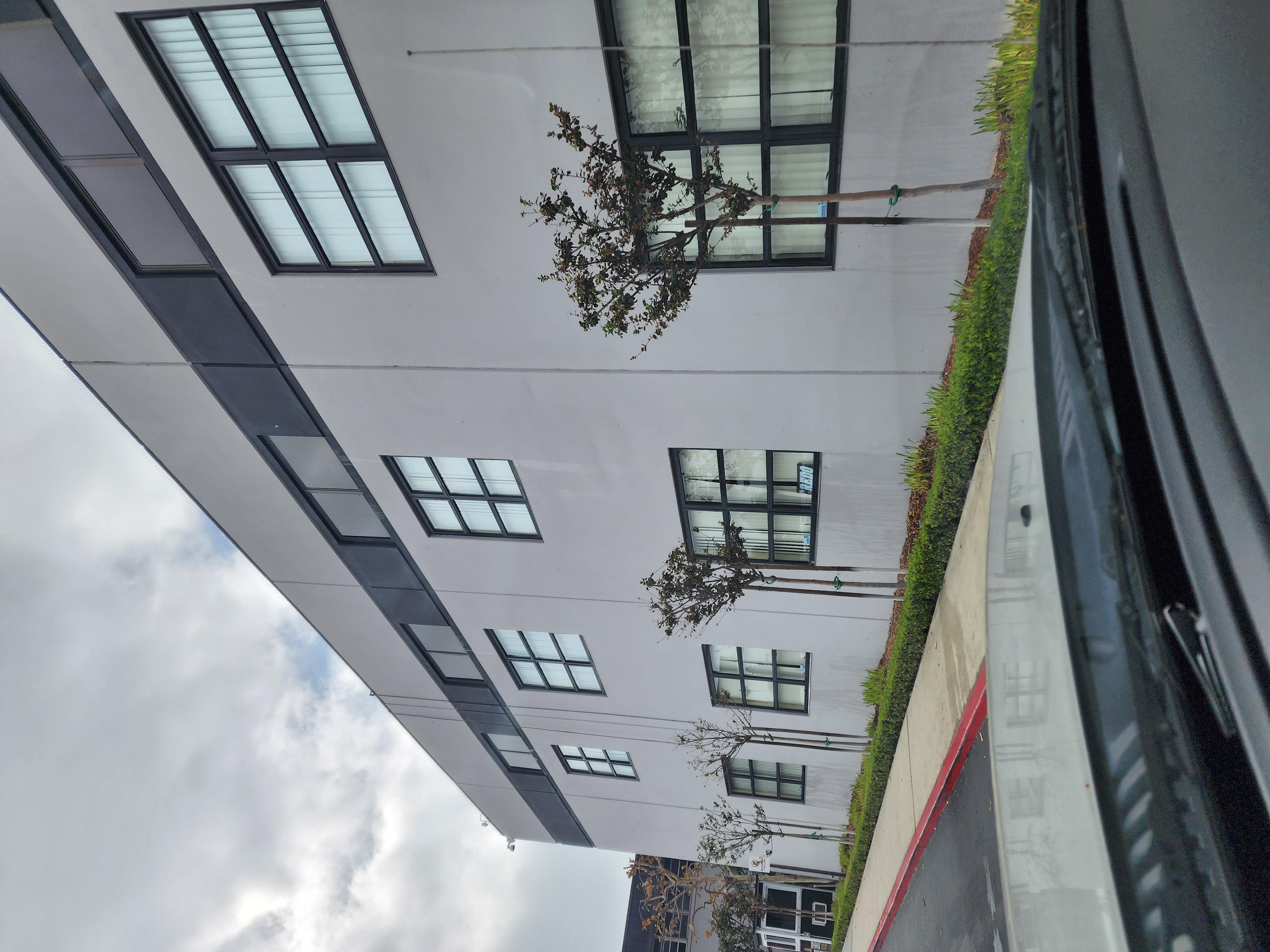 Commercial building window cleaning